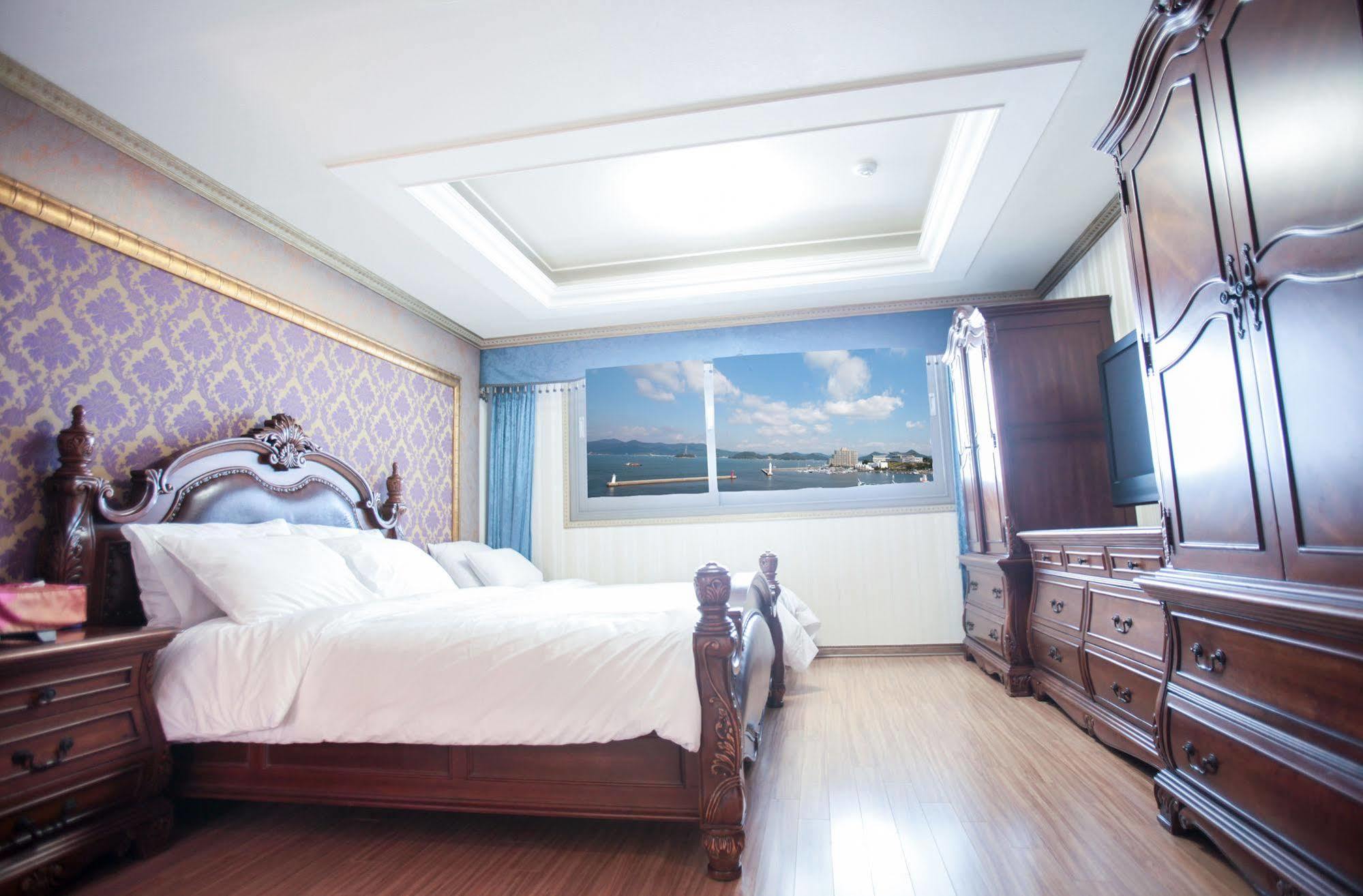 Bay Condo Hotel Tongyeong Exterior foto